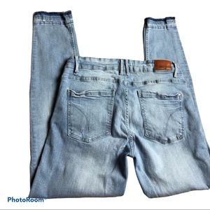 Green Coast Denim size 38 light wash frayed legs